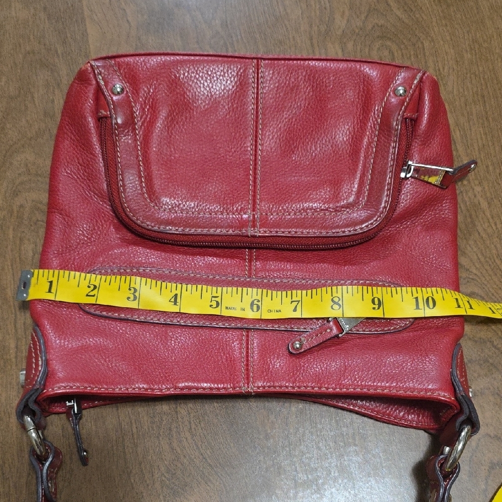 Tignanello Chic Red Leather Crossbody Bag‎ Lightweight Casual Small Bag - Picture 15 of 16